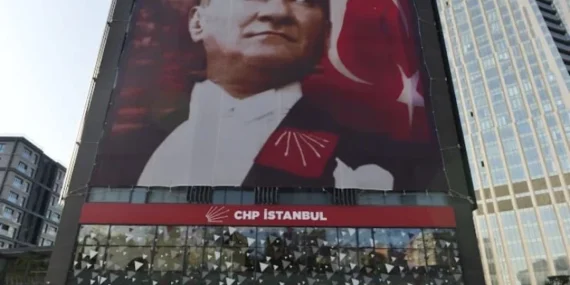 CHP İstanbul İl Başkanlığı binası davası ertelendi