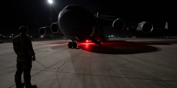 Reuters: Katar’daki ABD üssünde görevli personele ‘üssü terk et’ talimatı verildi