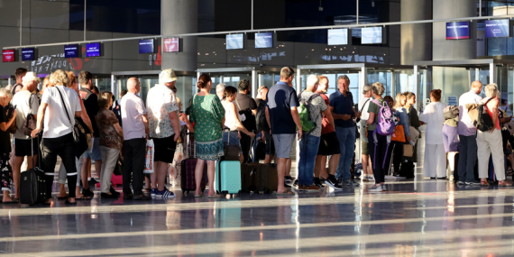 Moscow Times | Ruslar yurt dışı tatillerine 50 milyar dolar harcadı: En popüler destinasyon Türkiye oldu