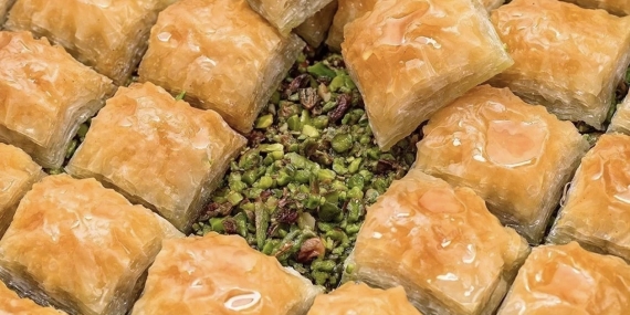 Ekonomim | Tek lokum 2,5; bir dilim fıstıklı baklava 80 lira