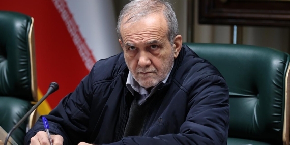 AFP / Reuters | İran Cumhurbaşkanı Pezeşkiyan: Komşu ülkelerle kardeşiz, saldırı olursa karşılık veririz