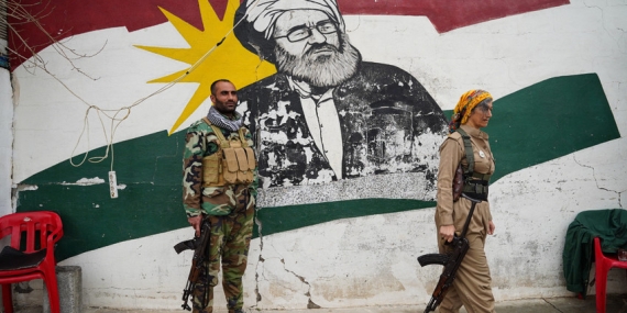 Reuters analizi: İki ateş arasında sıkışan Kürtler savaşın dışında kaldı