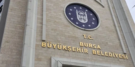 Bursa Büyükşehir Belediyesi AK Parti’ye geçti