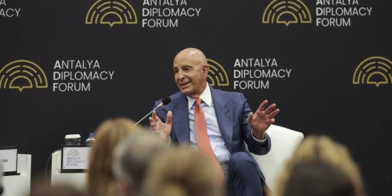 Tom Barrack’tan tepkilere yanıt: On yıllara dayanan gözlem üzerinden konuşuyordum