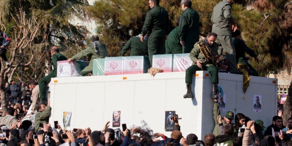 Reuters: İran’da Devrim Muhafızları gücü ele geçiriyor