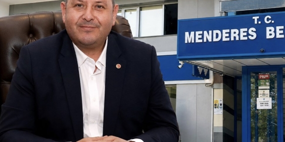 TRT Haber | İzmir’de Menderes Belediyesi’ne rüşvet operasyonu: İlkay Çiçek gözaltına alındı
