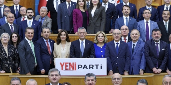 Sözcü | Yeni Partili 90 vekilden Özgür Özel’e destek açıklaması