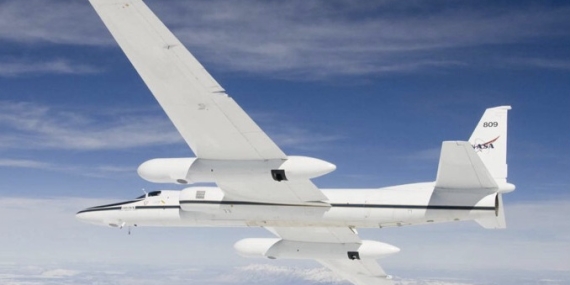 CNN International | U-2 ateş bulutları için stratosferde: Soğuk Savaş’ın casus uçağı orman yangınları için havalandı