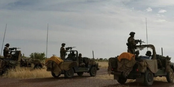 Reuters | BM raporu: Rehine için ödenen 50 milyon dolar, El Kaide’nin Mali’deki saldırılarında kullanıldı
