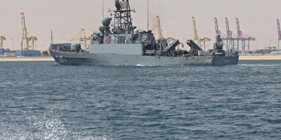 Reuters | Kızıldeniz’de Suudi Arabistan savaş gemisi vuruldu