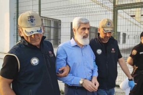 FURKAN VAKFI'NA OPERASYON: ALPARSLAN KUYTUL, EŞİ VE ÇOK SAYIDA KİŞİ GÖZALTINDA