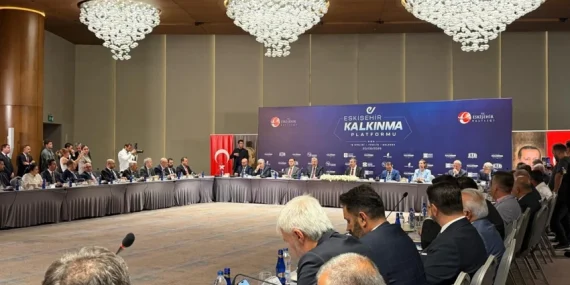 Ekonomim | Cevdet Yılmaz: Yastık altındaki altın ve dolar sisteme girmeli