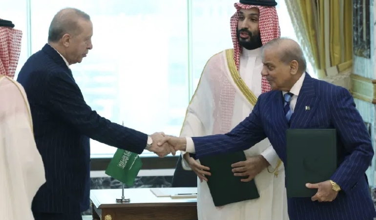 Türkiye, Suudi Arabistan ve Pakistan üçlü savunma anlaşması