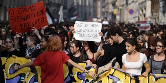 Oksijen | İspanya ve Fransa’daki protestolar Avrupa’ya yayılıyor: Portekiz, İtalya ve Arnavutluk’ta yüzbinler sokağa çıktı