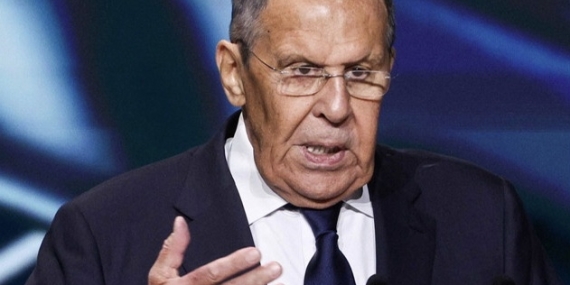 Sputnik | Rusya Dışişleri Bakanı Lavrov: Komşu ülkelerde NATO altyapısı kabul edilemez