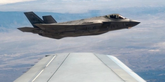 Bloomberg perde arkasındaki hatayı yazdı: Çin, F-35 savaş uçağının teknolojisini ele geçirdi
